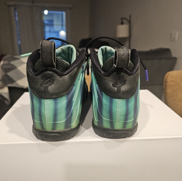 nike foamposite size 6.5